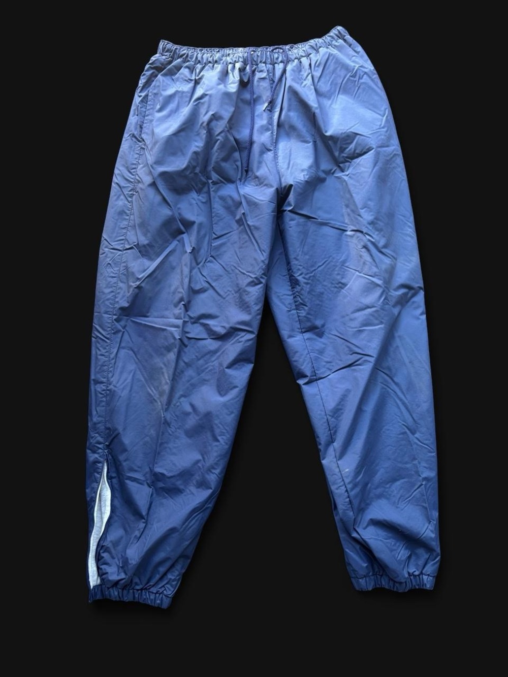✨Alpine Snow blue nylon windbreaker pants with white side stripe, size L✨